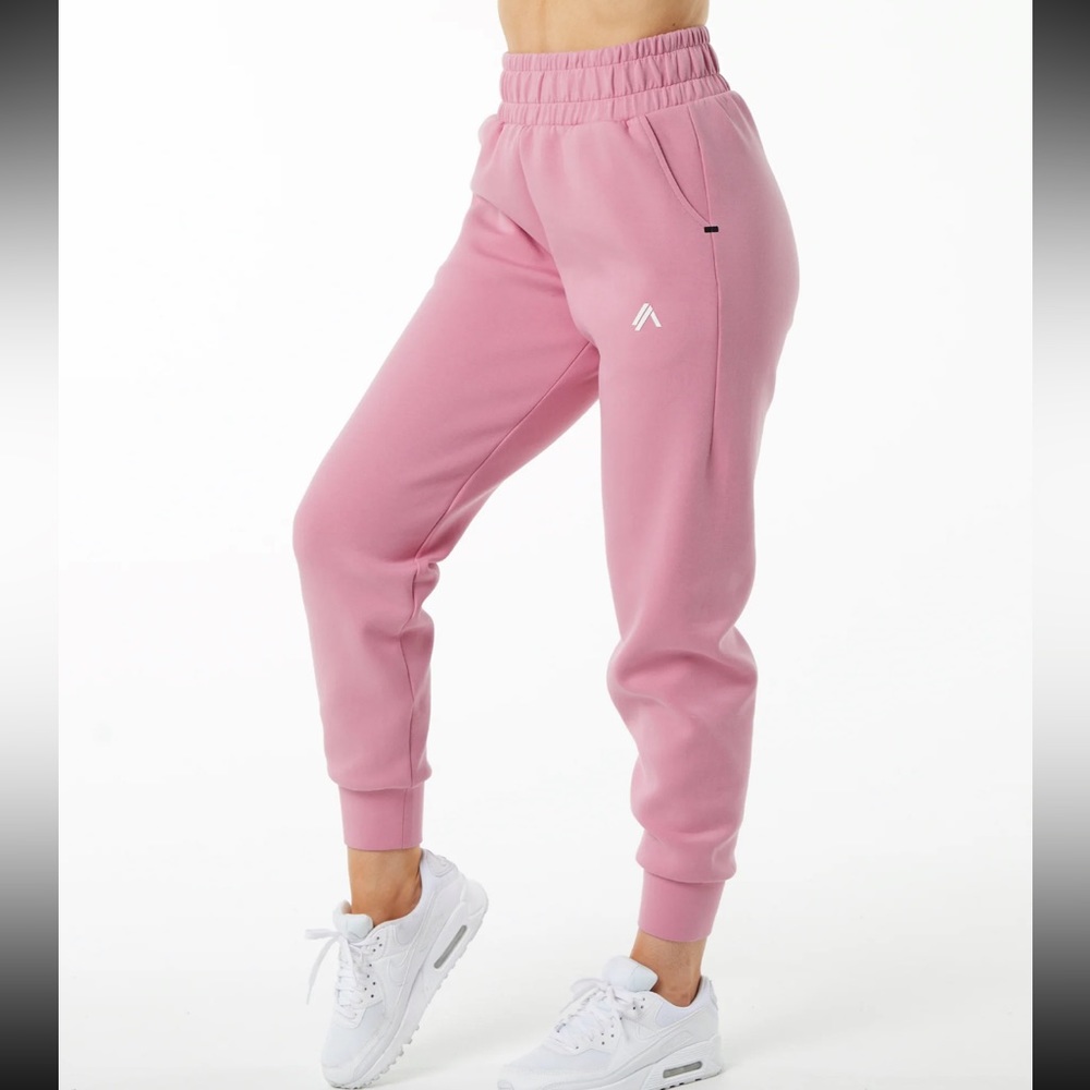 APLHALETE ELMTS crop jacket and jogger set NEW IN PACKAGING